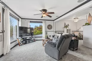 210 NE 7th St, Clatskanie, OR 97016 - Photo 3