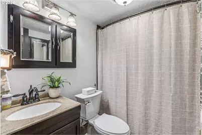 210 NE 7th St, Clatskanie, OR 97016 - Photo 15