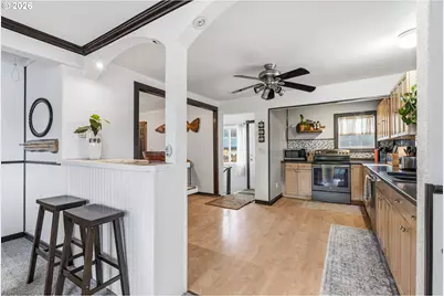 210 NE 7th St, Clatskanie, OR 97016 - Photo 11