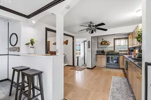 210 NE 7th St, Clatskanie, OR 97016 - Photo 11