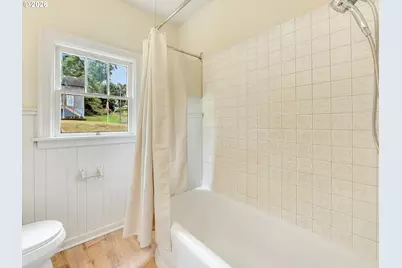 4405 Commercial St, Astoria, OR 97103 - Photo 41