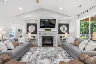 945 Thimbleberry Dr, Castle Rock, WA 98611 - Photo 11