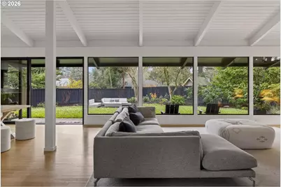 2765 SW Vista Dr, Portland, OR 97225 - Photo 5