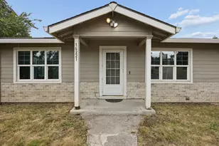 14221 SE Woodland Way, Milwaukie, OR 97267 - Photo 1
