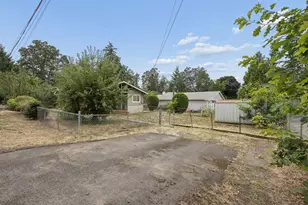 14221 SE Woodland Way, Milwaukie, OR 97267 - Photo 21