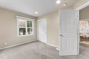 14221 SE Woodland Way, Milwaukie, OR 97267 - Photo 9