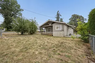 14221 SE Woodland Way, Milwaukie, OR 97267 - Photo 17