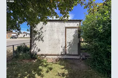 153 SW Kilbourne St, Prairie City, OR 97869 - Photo 19