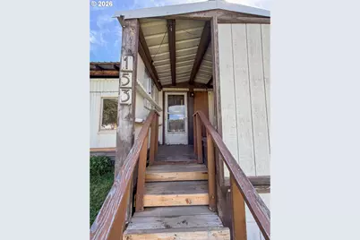 153 SW Kilbourne St, Prairie City, OR 97869 - Photo 3