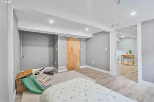 223 NE Rosa Parks Way, Portland, OR 97211 - Photo 37