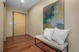 1221 SW 10th Ave, Portland, OR 97205 - Photo 7