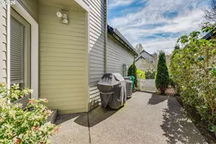 2522 NW Miller Rd, Portland, OR 97229 - Photo 15