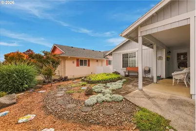 1988 Nut Tree Dr, Salem, OR 97304 - Photo 39