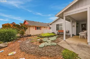 1988 Nut Tree Dr, Salem, OR 97304 - Photo 39