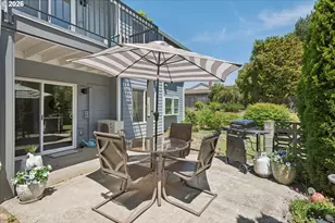 10820 SW Meadowbrook Dr, Portland, OR 97224 - Photo 7