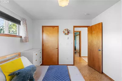 837 NE Roselawn St, Portland, OR 97211 - Photo 13