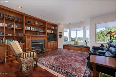 1720 NW Pacific St, Newport, OR 97365 - Photo 9