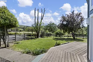 6771 N Bank Rd, Roseburg, OR 97470 - Photo 21