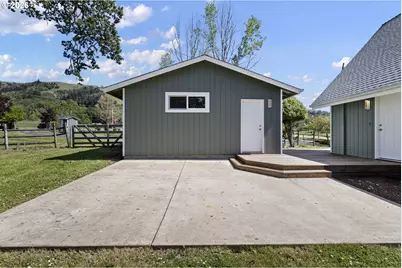 6771 N Bank Rd, Roseburg, OR 97470 - Photo 41