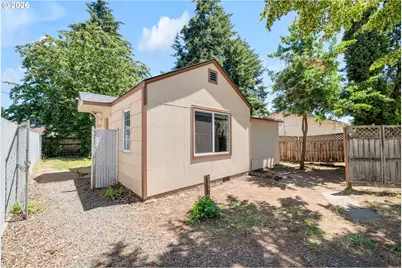 2025 Devos St, Eugene, OR 97402 - Photo 3