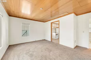 2025 Devos St, Eugene, OR 97402 - Photo 15