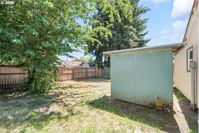 2025 Devos St, Eugene, OR 97402 - Photo 27