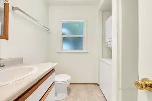 2025 Devos St, Eugene, OR 97402 - Photo 25