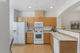 15450 SW Sparrow Loop, Beaverton, OR 97007 - Photo 11