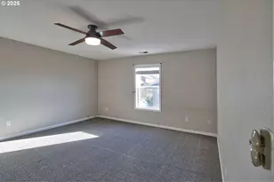 300 SW Mt Mazama St, McMinnville, OR 97128 - Photo 27