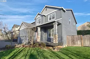 300 SW Mt Mazama St, McMinnville, OR 97128 - Photo 3