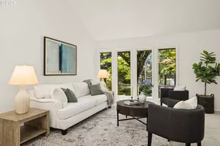 1810 SW Parkwood Dr, Portland, OR 97225 - Photo 5