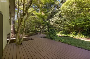 1810 SW Parkwood Dr, Portland, OR 97225 - Photo 31