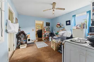 1949 SE Orient Dr, Gresham, OR 97080 - Photo 19