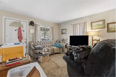 1949 SE Orient Dr, Gresham, OR 97080 - Photo 9