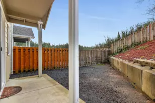 1590 SE Honeysuckle Loop, Warrenton, OR 97146 - Photo 31