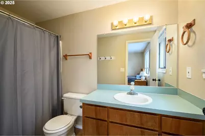 13675 SW Feiring Ln, Tigard, OR 97223 - Photo 29