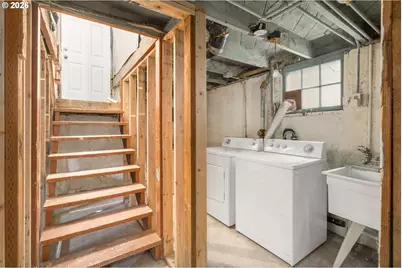9105 N Seward Ave, Portland, OR 97217 - Photo 23