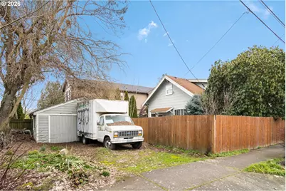 9105 N Seward Ave, Portland, OR 97217 - Photo 25
