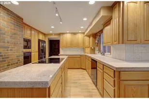 12005 NW 36th Ave, Vancouver, WA 98685 - Photo 9