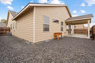 1437 E Hurlburt Ave, Hermiston, OR 97838 - Photo 29