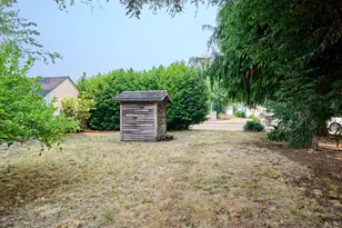 1136 NE Galloway St, McMinnville, OR 97128 - Photo 41