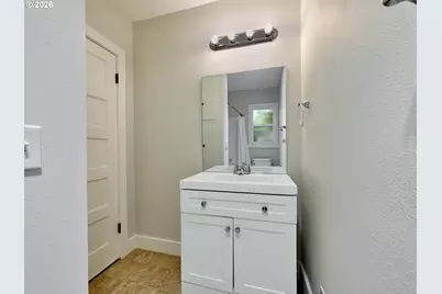 1136 NE Galloway St, McMinnville, OR 97128 - Photo 21