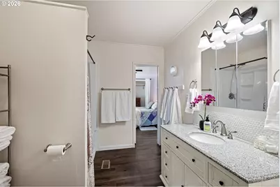 112 E 2nd St, Halsey, OR 97348 - Photo 19