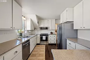 112 E 2nd St, Halsey, OR 97348 - Photo 11