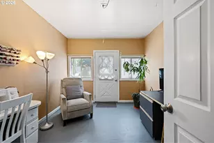 112 E 2nd St, Halsey, OR 97348 - Photo 35