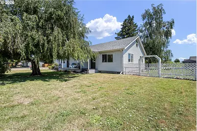 112 E 2nd St, Halsey, OR 97348 - Photo 5