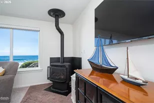 7115 Neptune Ave, Gleneden Beach, OR 97388 - Photo 11