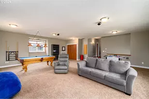 2351 NW Pinehurst Dr, McMinnville, OR 97128 - Photo 39