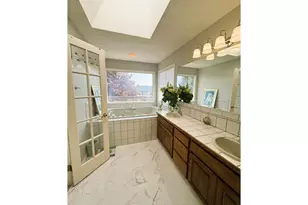 11782 SE Mountain Sun Dr, Clackamas, OR 97015 - Photo 31