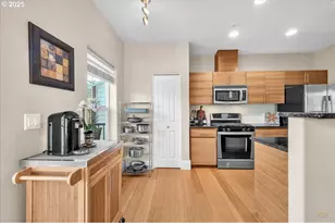 794 NW 118th Ave, Portland, OR 97229 - Photo 15